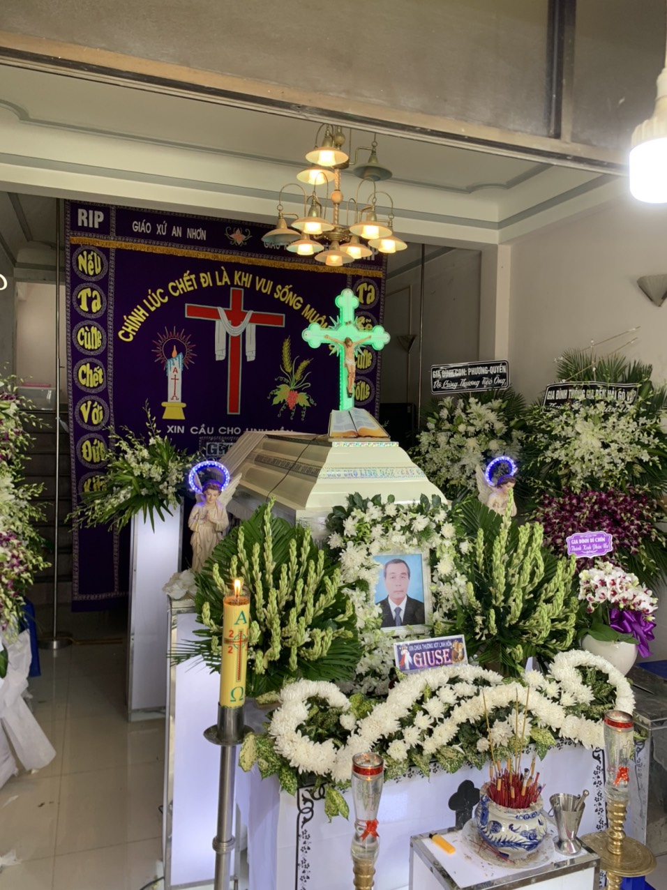 TANG LỄ THIÊN CHÚA GIÁO